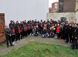 Armenian national football team visits Armenian church before match in Tallinn